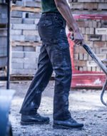 Pro Cargo Trouser - size 33 (Reg)