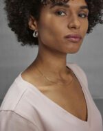 Camiseta con Cuello en V de Mujer #E150 - Image 3