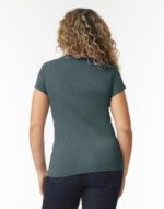 Camiseta Softstyle cuello V Mujer - Image 7