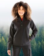 Softshell reciclado de 3 capas con capucha mujer
