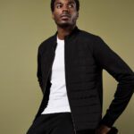 Sudadera acolchada con cremallera y corte regular