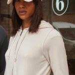 Sudadera con capucha y cremallera mujer