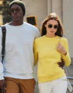 Sudadera Queen cuello redondo mujer - Image 5