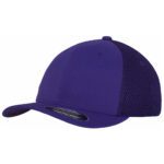 Gorra con rejilla