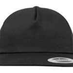 Gorra de 5 paneles con cierre a presión