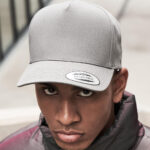 Gorra 5 paneles visera curvada Classic