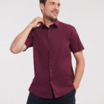 Camisa entallada manga corta