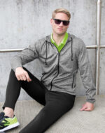 Chaqueta Ligera con capucha hombre