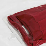 Bolsa de plástico solapa adhesiva y percha VALENTO SORIA