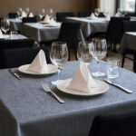 Rollo de mantel TNT precortado VALENTO HOSTEX