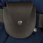 Porta grilletes para colgar del cinturón VALENTO LOUIS