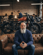 UM Crewneck OCS RCS Regular Fit Unisex - Image 3